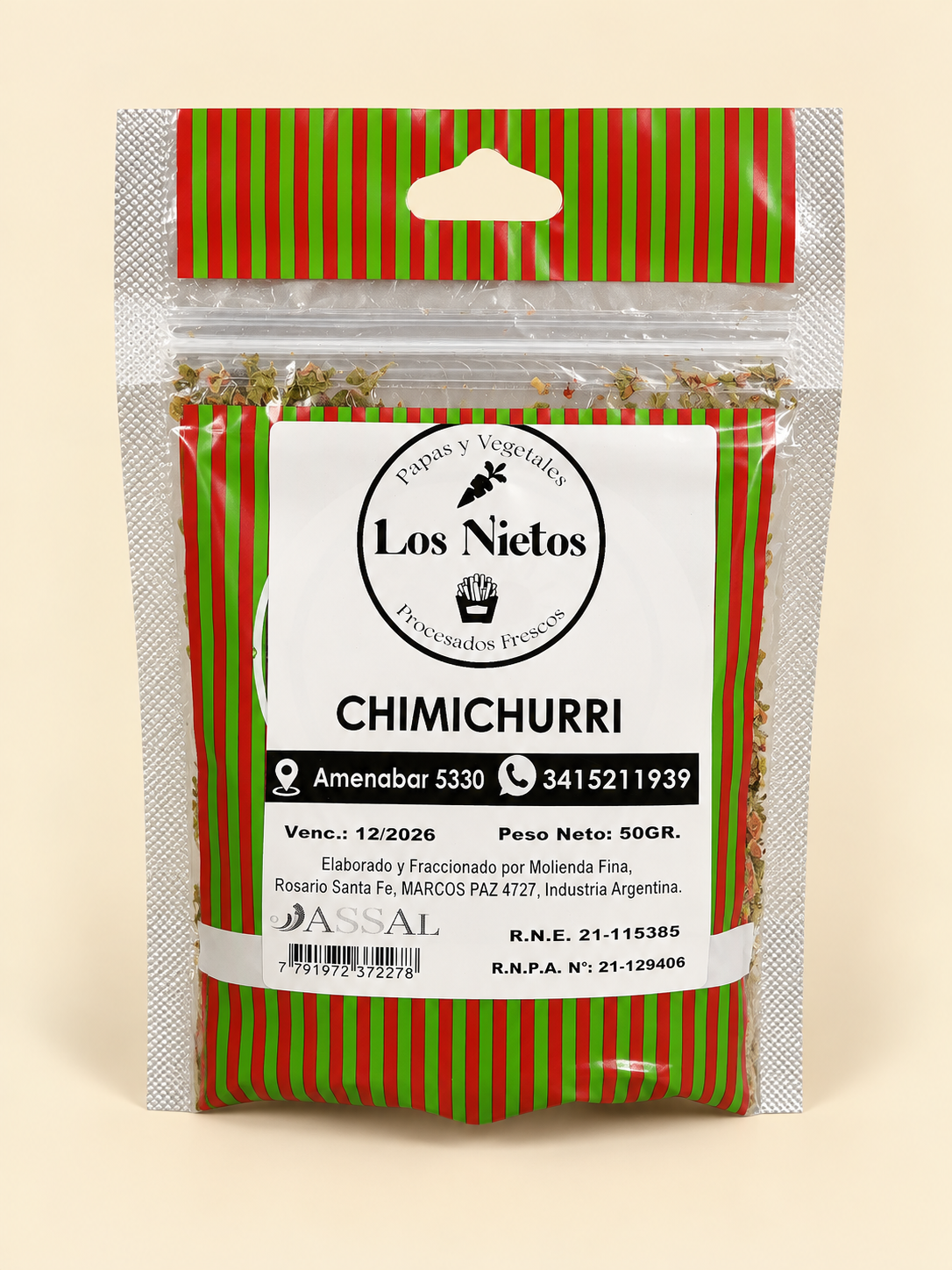 Chimichurri, presentación de 50 g: frente del envase sobre fondo crema.