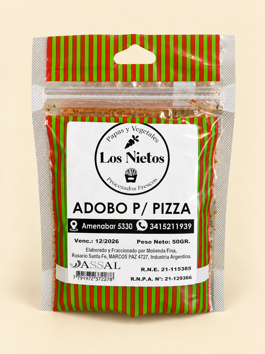 Condimento para pizza, presentación de 50 g: frente del envase sobre fondo crema.
